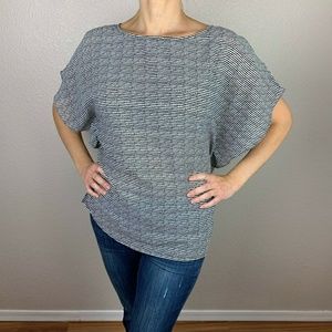 Outback Red black & white Dolman top